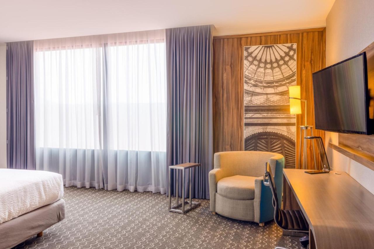 Courtyard By Marriott Mexico City Vallejo Exterior photo